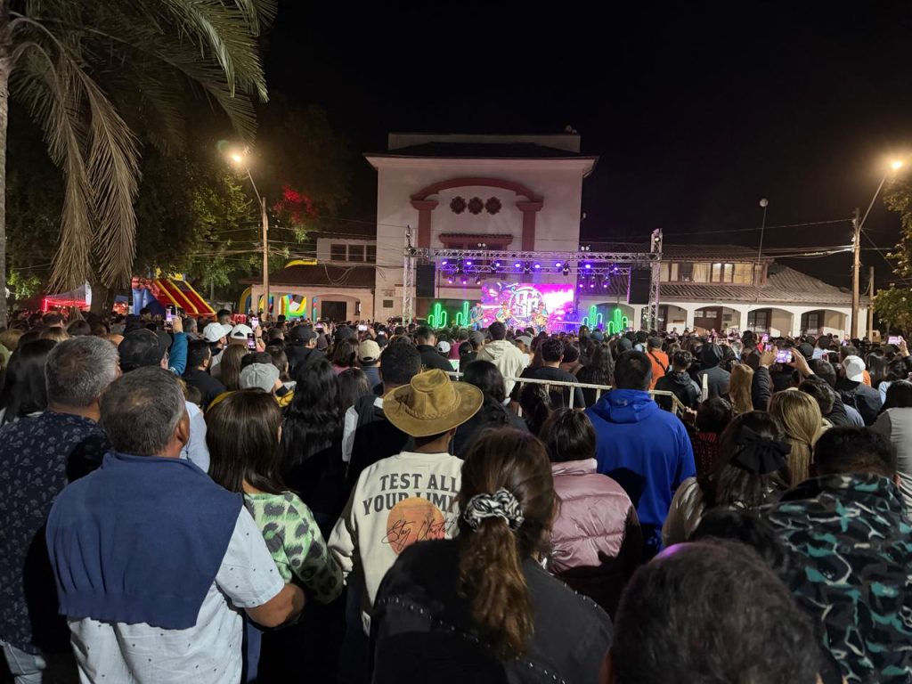 Multitudinario cierre marcó el fin de la Feria de Verano 2026 en Peumo