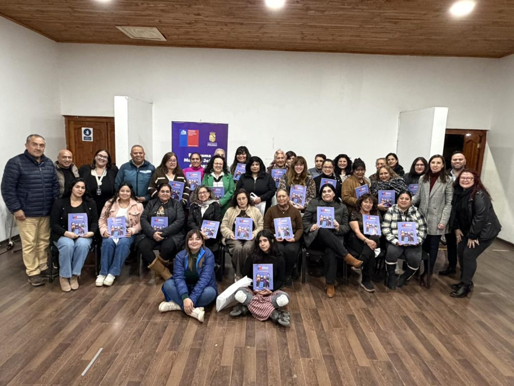 Mujeres Jefas de Hogar 2026 inicia su proceso con presentación oficial y apoyo de autoridades comunales